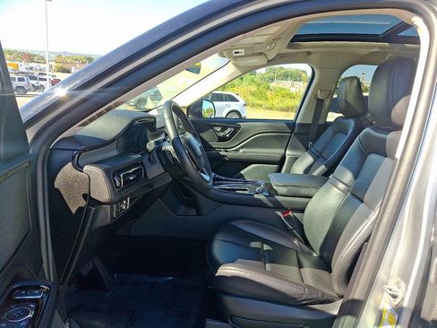Certified 2022 Lincoln Aviator AWD w/ Premium Package image 14