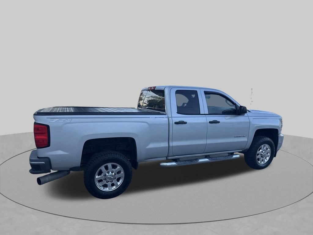 Used 2015 Chevrolet Silverado 2500 LT w/ LT Convenience Package RWD image 11