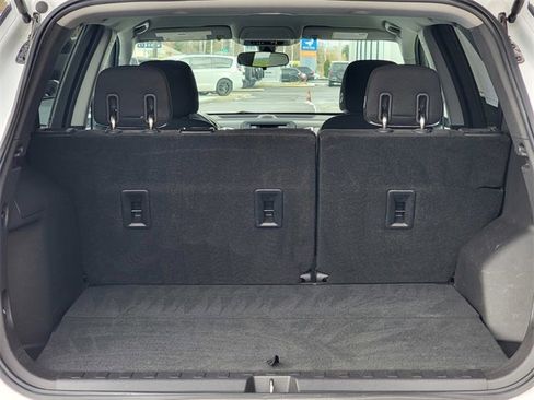 Used 2019 Chevrolet Equinox LS w/ LS Convenience Package image 22