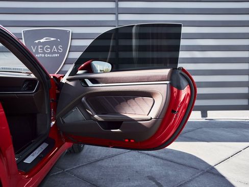 Used 2021 Porsche 911 Turbo S image 22