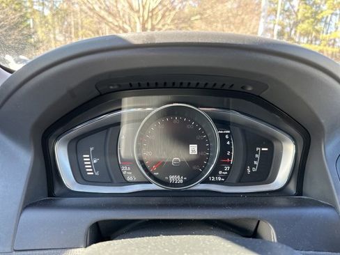 Used 2017 Volvo XC60 T5 Inscription w/ Advanced Package image 20