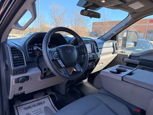 Used 2022 Ford F350 XLT w/ XLT Premium Package image 14