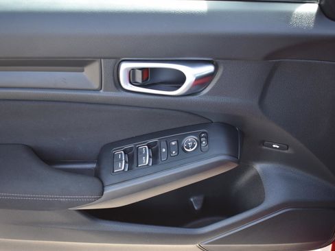 Used 2025 Honda Civic Sport image 20