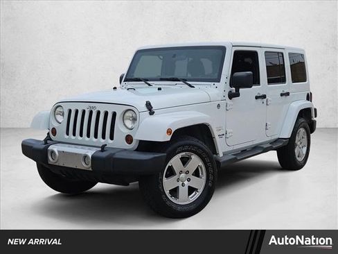 Used 2012 Jeep Wrangler Unlimited Sahara w/ Connectivity Group AWD/4WD image 1