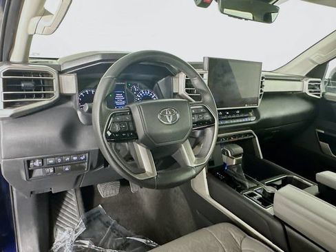 Used 2023 Toyota Tundra Limited w/ Power Package AWD/4WD image 11