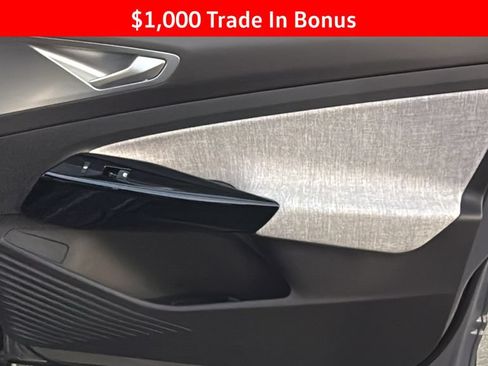 New 2026 Volkswagen ID.4 Pro AWD/4WD image 30