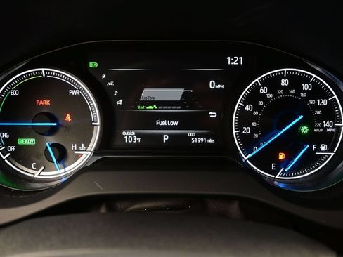 Used 2022 Toyota Venza XLE AWD/4WD image 43