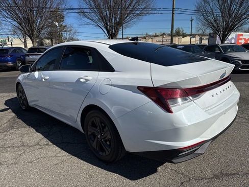 Used 2022 Hyundai Elantra SEL w/ Convenience Package image 20