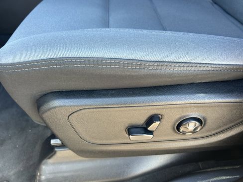 Used 2021 RAM 1500 Big Horn RWD image 28