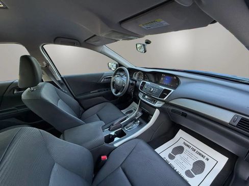 Used 2015 Honda Accord LX image 32