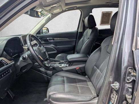 Used 2022 Kia Telluride SX w/ Nightfall Edition Package AWD/4WD image 11