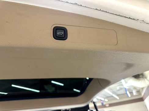 Used 2012 GMC Yukon Denali image 14