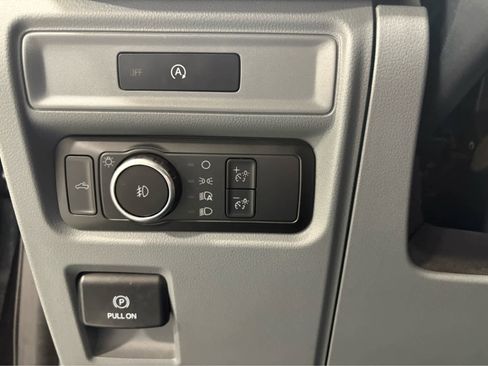 Used 2025 Ford F150 XLT w/ Equipment Group 301A Standard image 28