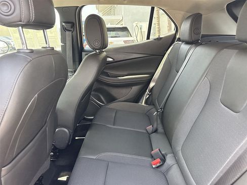 Used 2025 Buick Encore GX Preferred FWD image 21