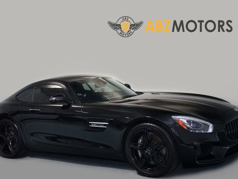 Used 2017 Mercedes-Benz AMG GT Coupe image 1