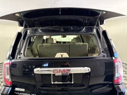 Used 2016 GMC Yukon XL Denali w/ Open Road Package AWD/4WD image 34