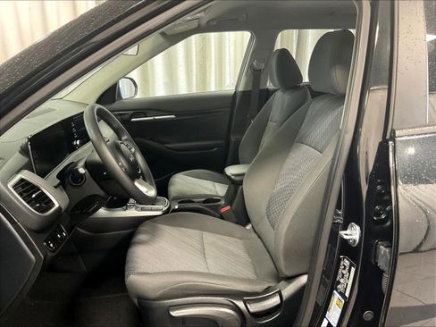 Used 2024 Kia Seltos LX image 10