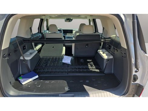 New 2026 Hyundai Santa Fe Calligraphy AWD/4WD image 9