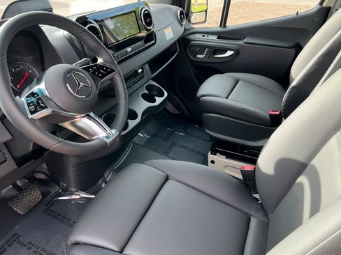 New 2026 Mercedes-Benz Sprinter 2500 image 15