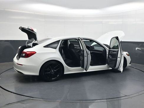 Used 2024 Honda Civic Sport image 33