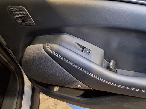 Used 2021 Ford Mustang Mach-E Premium image 23