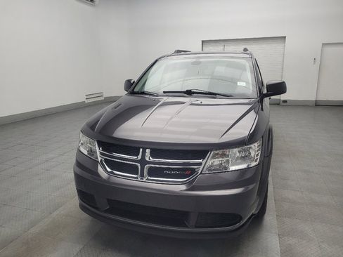 Used 2020 Dodge Journey SE w/ SE Popular Equipment Group image 15