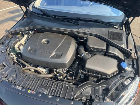 Used 2016 Volvo V60 T5 Premier w/ Convenience Package FWD image 22