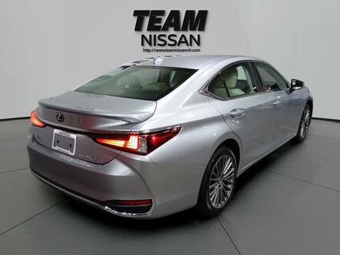 Used 2022 Lexus ES 250 w/ Premium Package AWD/4WD image 6