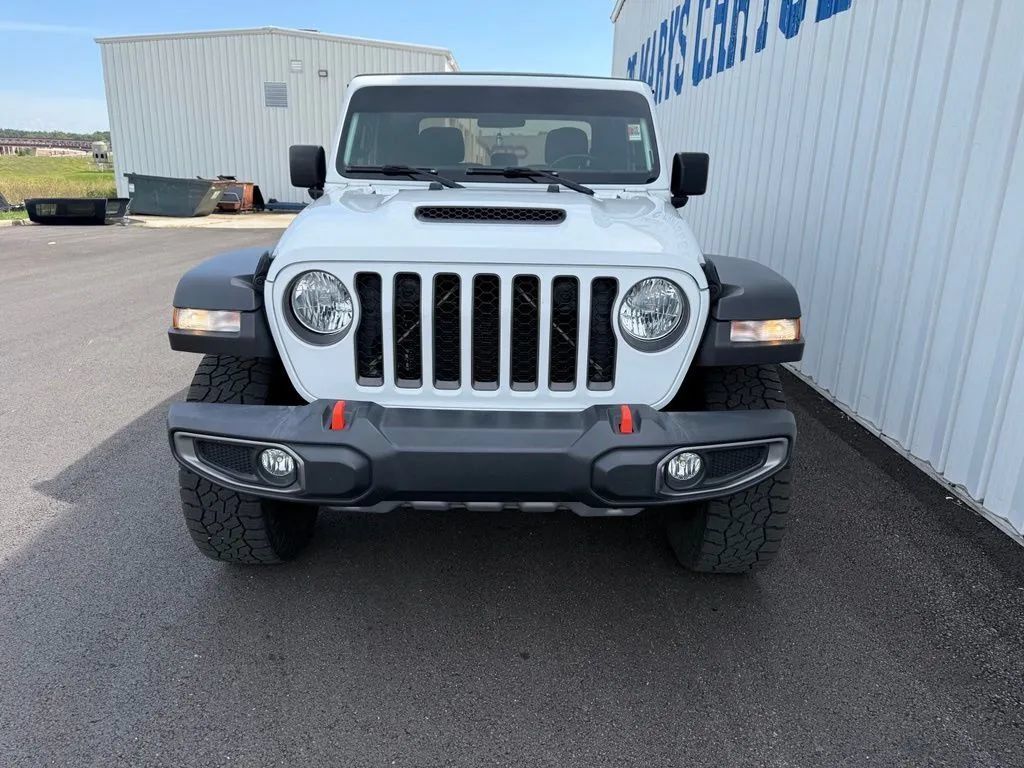 Used 2021 Jeep Gladiator Mojave AWD/4WD image 3