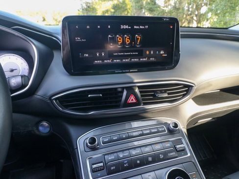 Used 2022 Hyundai Santa Fe Limited image 19