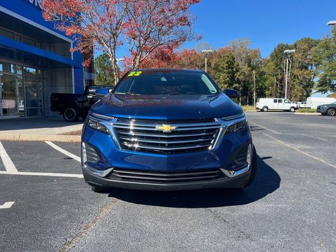 Used 2022 Chevrolet Equinox Premier image 3