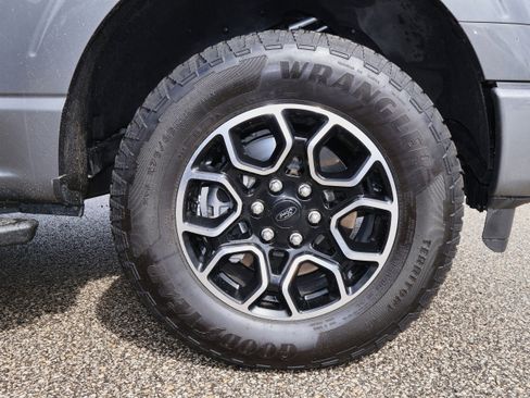 Used 2023 Ford F150 XLT w/ Equipment Group 302A High image 29