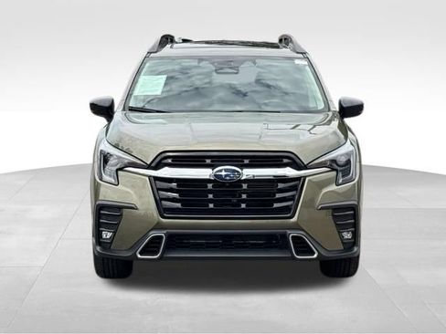 Used 2025 Subaru Ascent Touring AWD/4WD image 11