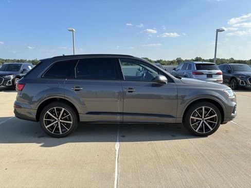 Used 2023 Audi Q7 3.0T Premium Plus w/ Premium Plus Package AWD/4WD image 4