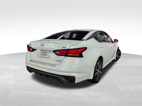 Used 2020 Nissan Altima 2.0 SR image 6