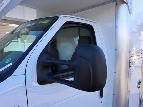 New 2026 Ford E-450 and Econoline 450 Super Duty w/ Power Equipment Group RWD image 10