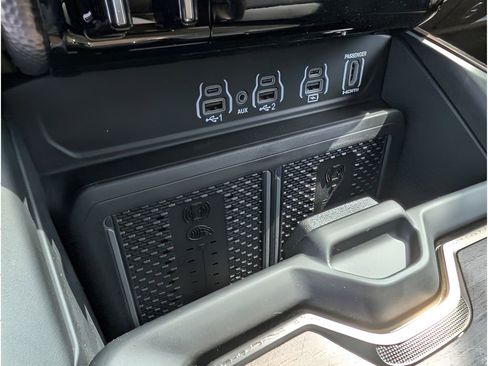 New 2026 RAM 1500 Limited AWD/4WD image 30