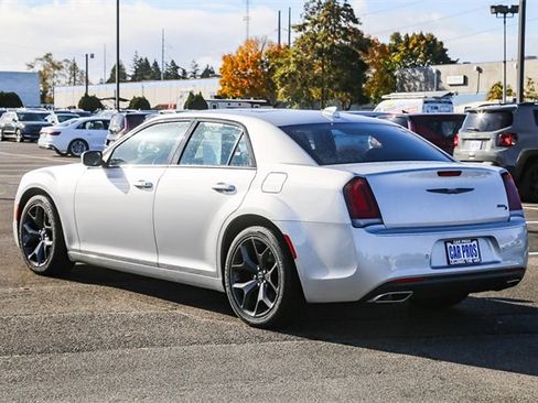 Used 2022 Chrysler 300 S image 7