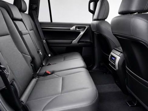 Used 2023 Lexus GX 460 Premium w/ Premium Package AWD/4WD image 19