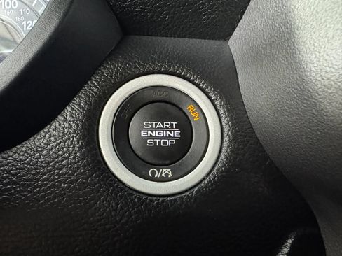 Used 2022 RAM 1500 Lone Star AWD/4WD image 17