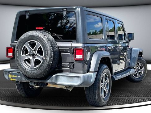 Used 2019 Jeep Wrangler Unlimited Sport S AWD/4WD image 6