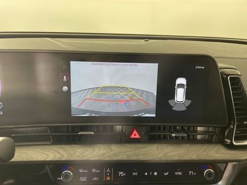 Used 2025 Kia Sportage X-Line w/ Premium Package image 17