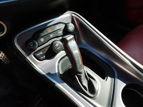 Used 2015 Dodge Challenger R/T Plus image 23