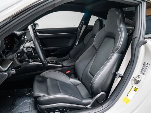 Used 2023 Porsche 911 Carrera S image 5