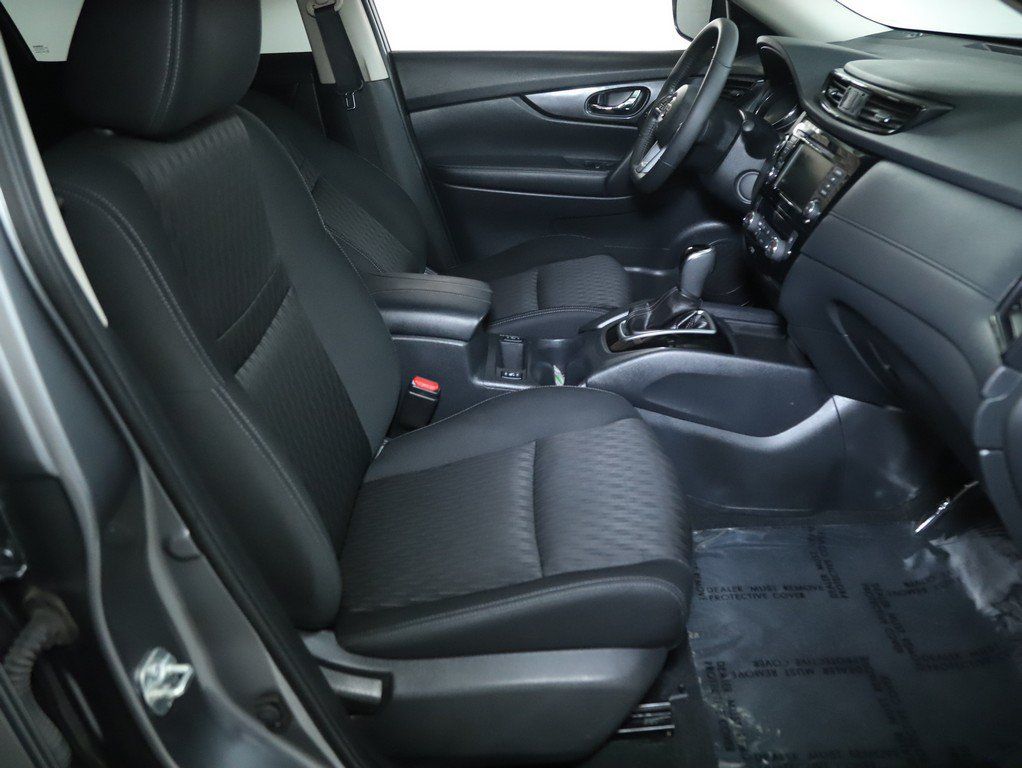 Used 2020 Nissan Rogue SV AWD/4WD image 35