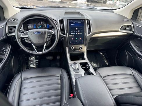 Used 2023 Ford Edge SEL image 5