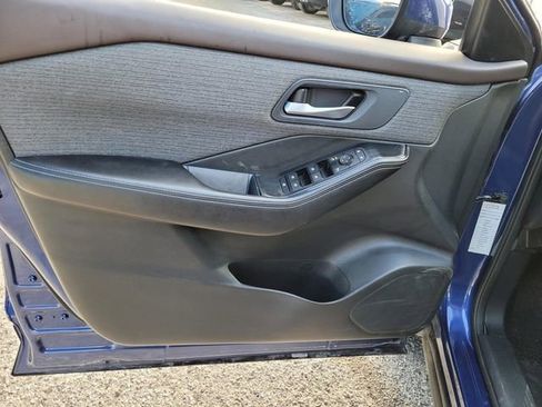 Used 2023 Nissan Rogue SV image 20