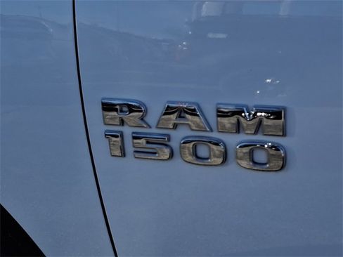 Used 2018 RAM 1500 Express image 29