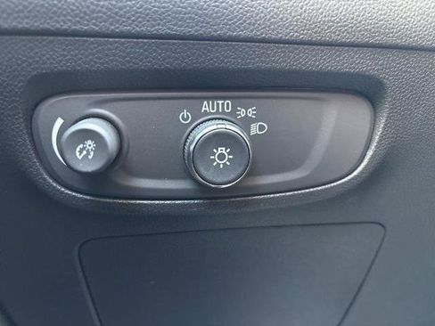 Certified 2024 Buick Encore GX Preferred w/ Comfort Package AWD/4WD image 18