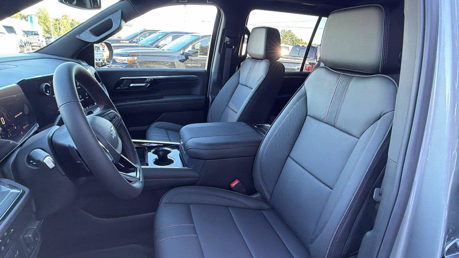New 2027 Chevrolet Tahoe RST w/ Comfort Package AWD/4WD image 18